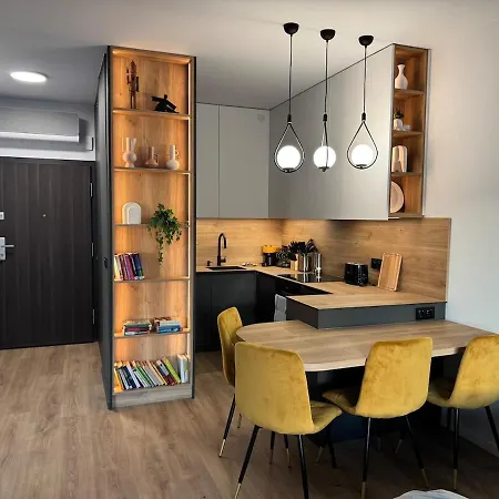 Premium Air Conditioned Hotel-style Wroclaw